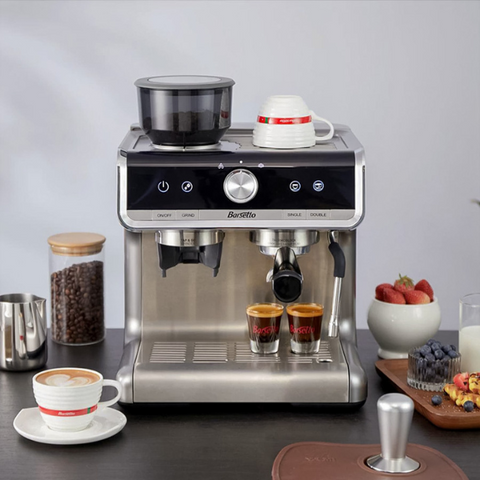 Máy pha cà phê bán tự động là gì? Ưu nhược điểm và những điều cần biết
